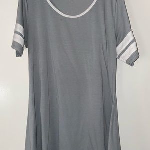 Lula roe Jersey perfect tee
